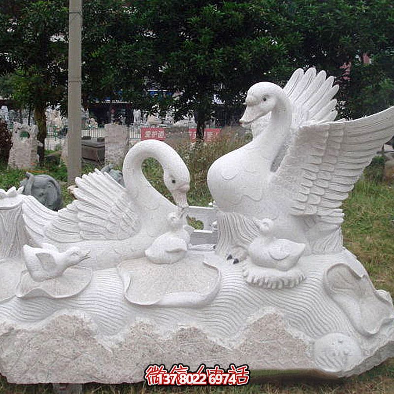 創意企鵝雕塑，點綴你的公園廣場