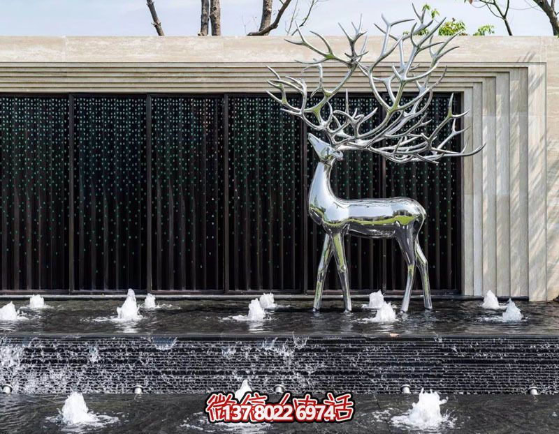 不銹鋼雕刻梅花鹿噴泉，打造公園景區(qū)創(chuàng)意噴泉
