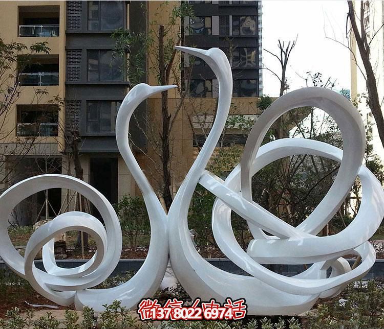 創意天鵝雕塑，為公園和小區帶來抽象的藝術氛圍
