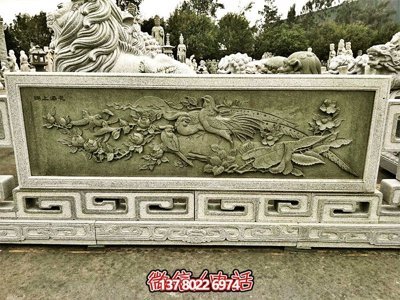 大理石綠浮雕欄桿，為景區(qū)裝飾錦上添花
