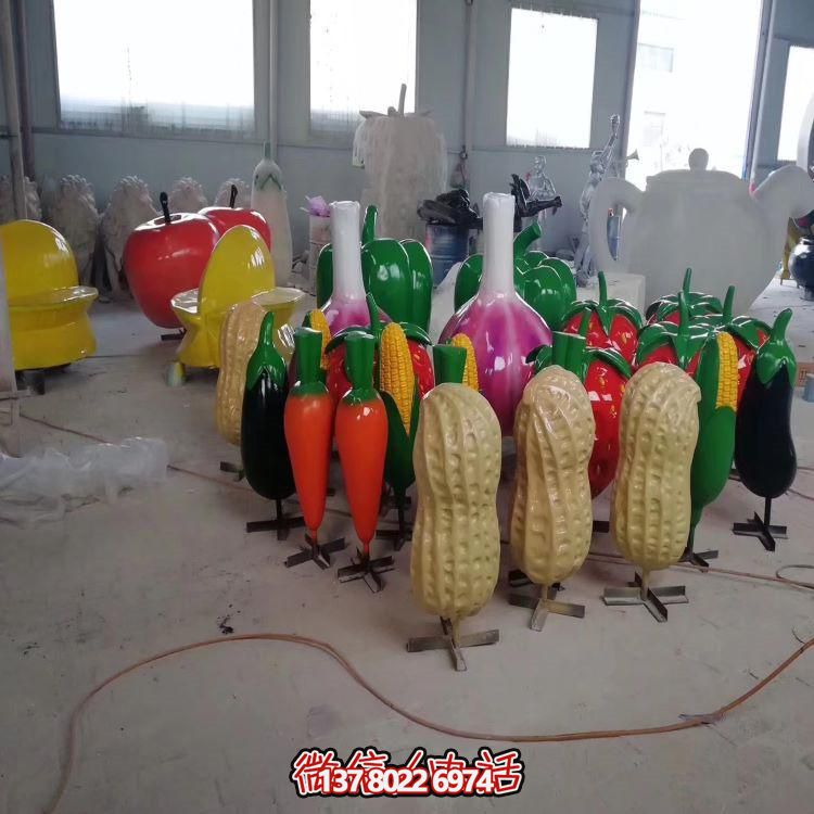 高品質玻璃鋼雕塑，為您的園林景觀提供新鮮水果蔬菜